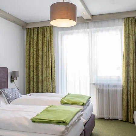 格尼维斯酒店 住宿加早餐酒店 劳里斯