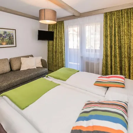 Garni Wieshof Bed & Breakfast 3*